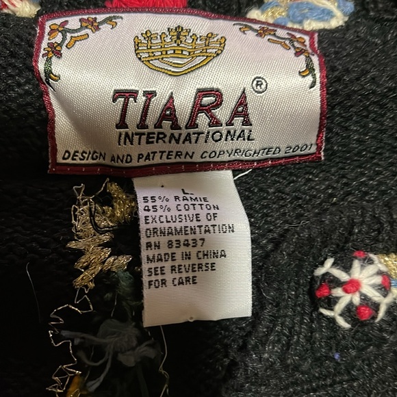 Sweater-Christmas - Picture 5 of 7